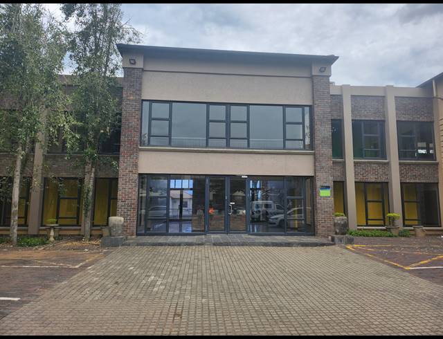 601M² OFFICE TO LET IN NOORDWYK